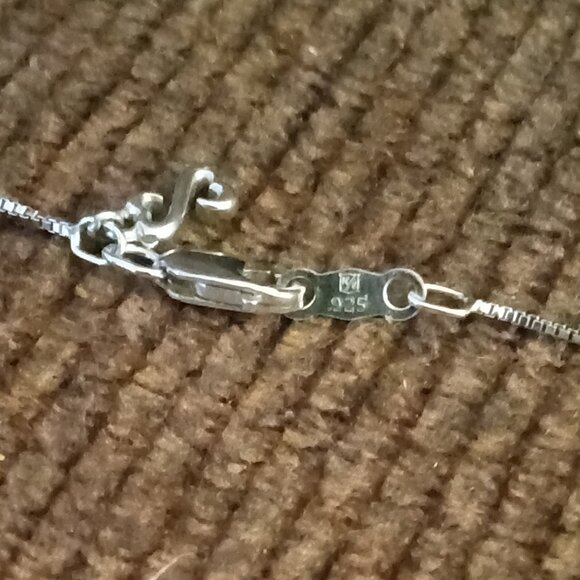 Kay Jewelry cross necklace - Picture 5 of 8